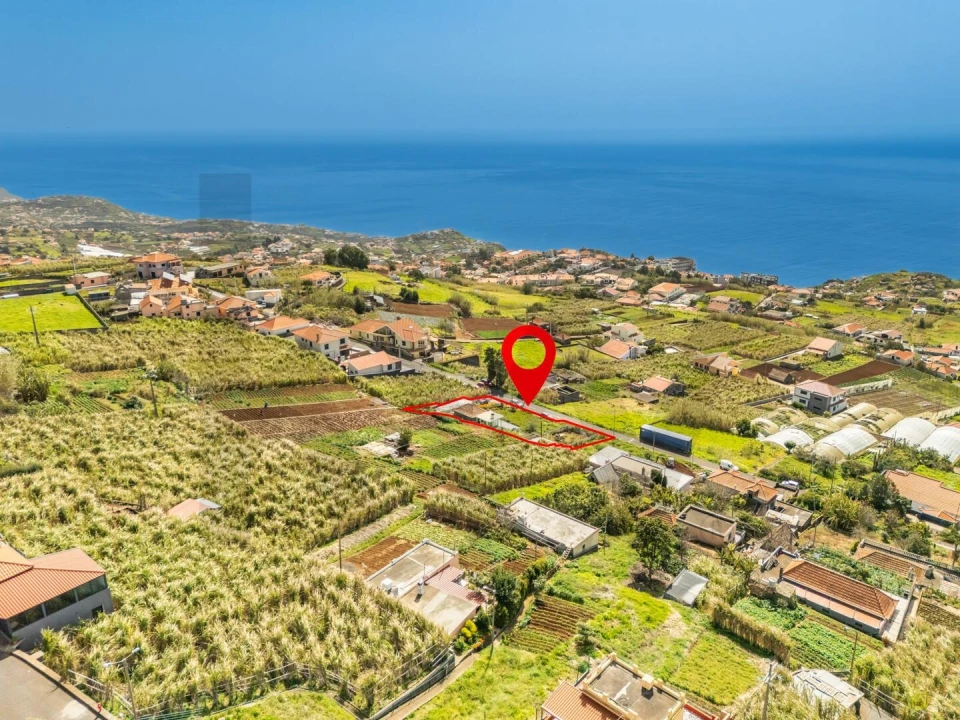 Moradia T2 para Venda em Canhas Foto 3