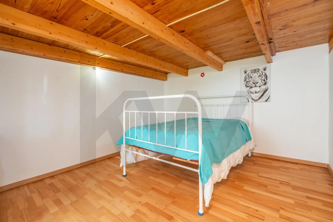 Moradia T2 para Venda em Canhas Foto 9