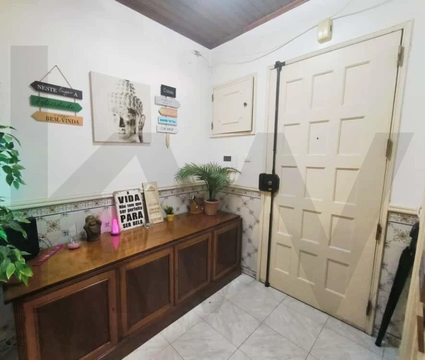 Quarto para Arrendamento em Massamá e Monte Abraão Foto 7