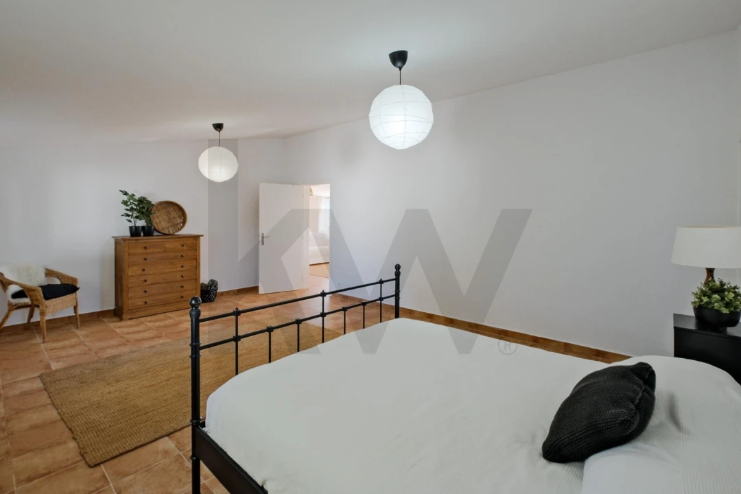 Moradia T4 para Venda em Branca Foto 24