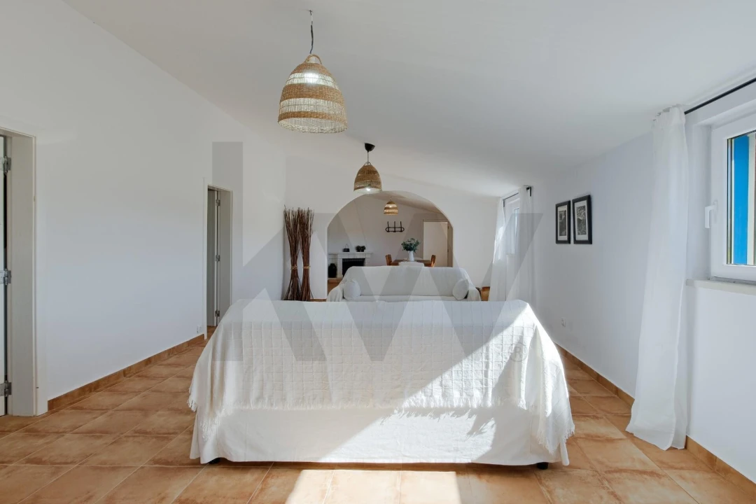 Moradia T4 para Venda em Branca Foto 6