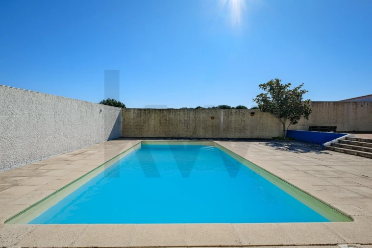 Moradia T4 para Venda em Branca Foto 41