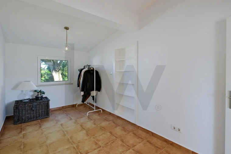 Moradia T4 para Venda em Branca Foto 39