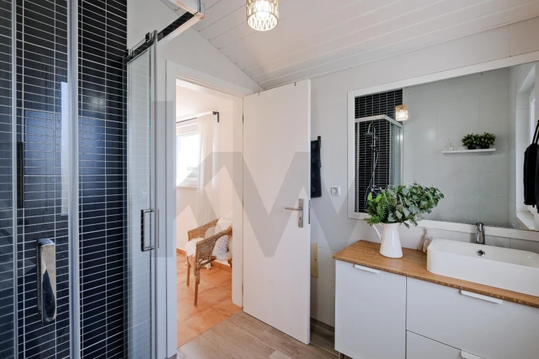 Moradia T4 para Venda em Branca Foto 36