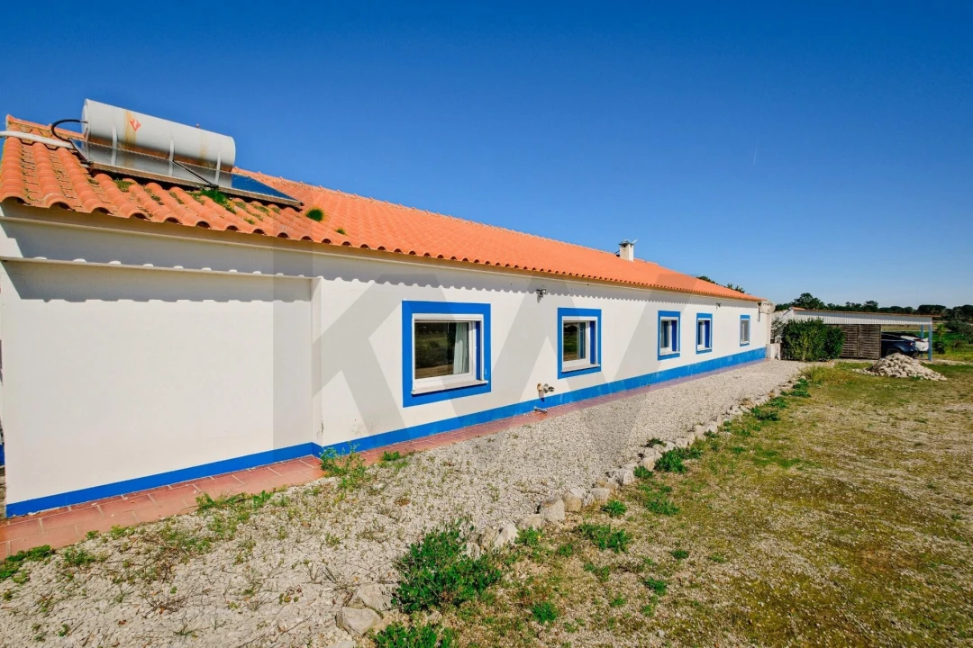 Moradia T4 para Venda em Branca Foto 56