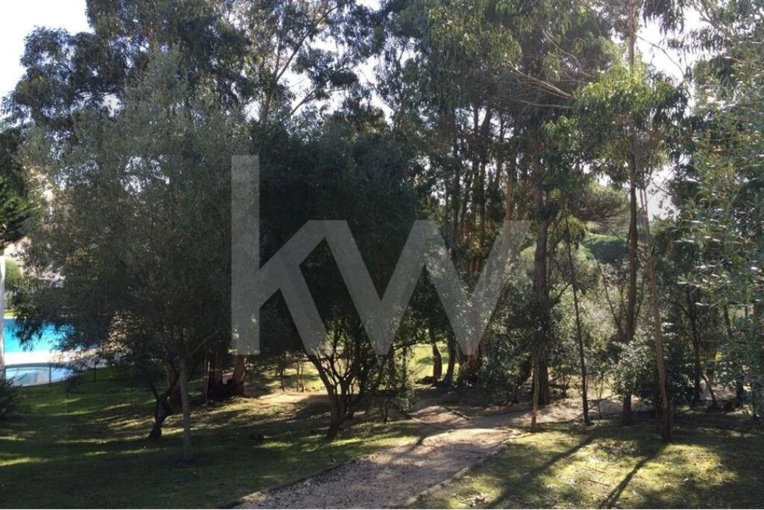 Apartamento T4 para Arrendamento em Alcabideche Foto 37