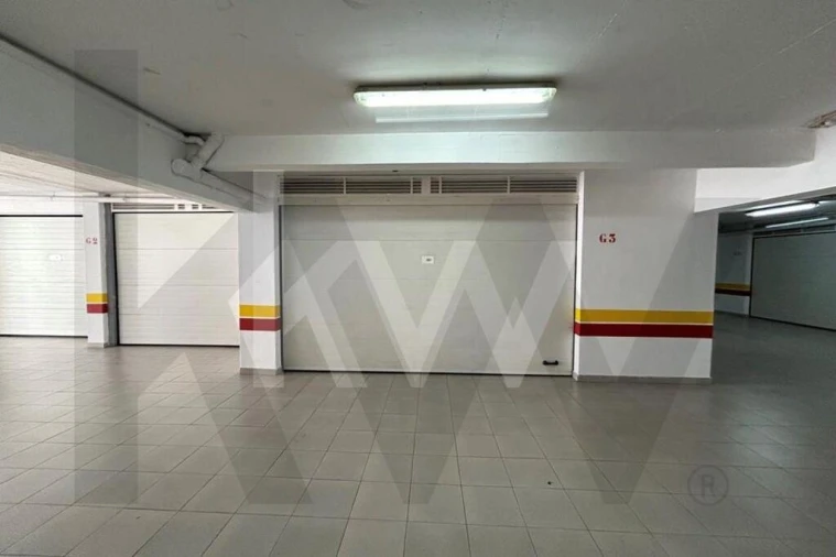 Apartamento T4 para Arrendamento em Alcabideche Foto 39