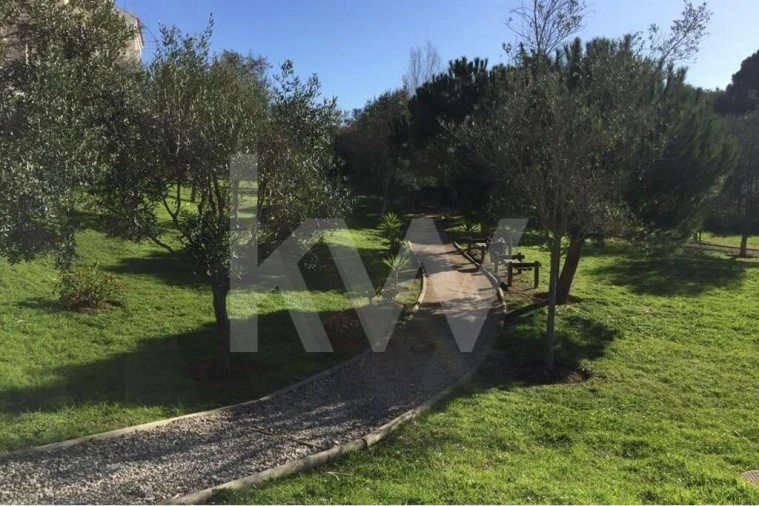 Apartamento T4 para Arrendamento em Alcabideche Foto 33