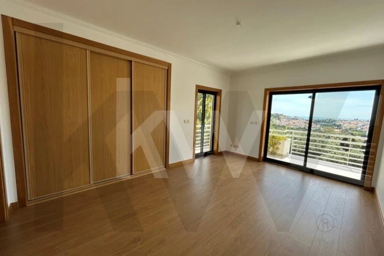 Apartamento T4 para Arrendamento em Alcabideche Foto 27