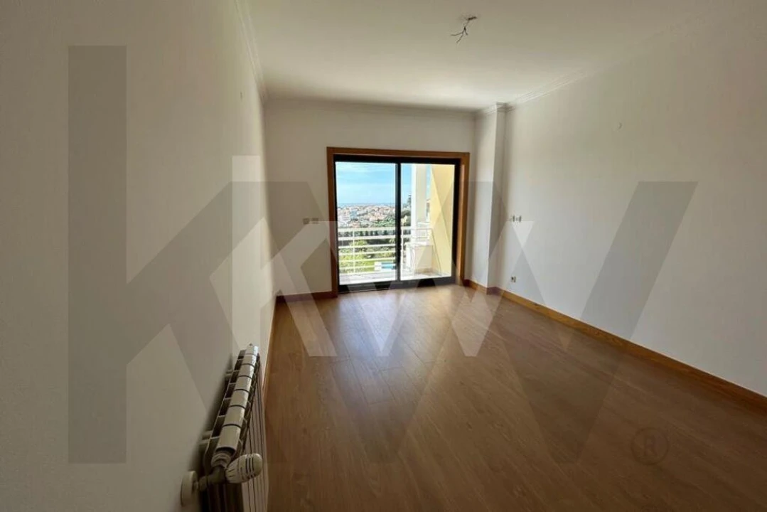 Apartamento T4 para Arrendamento em Alcabideche Foto 18
