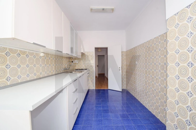 Apartamento T3 para Venda em Carnaxide e Queijas Foto 20