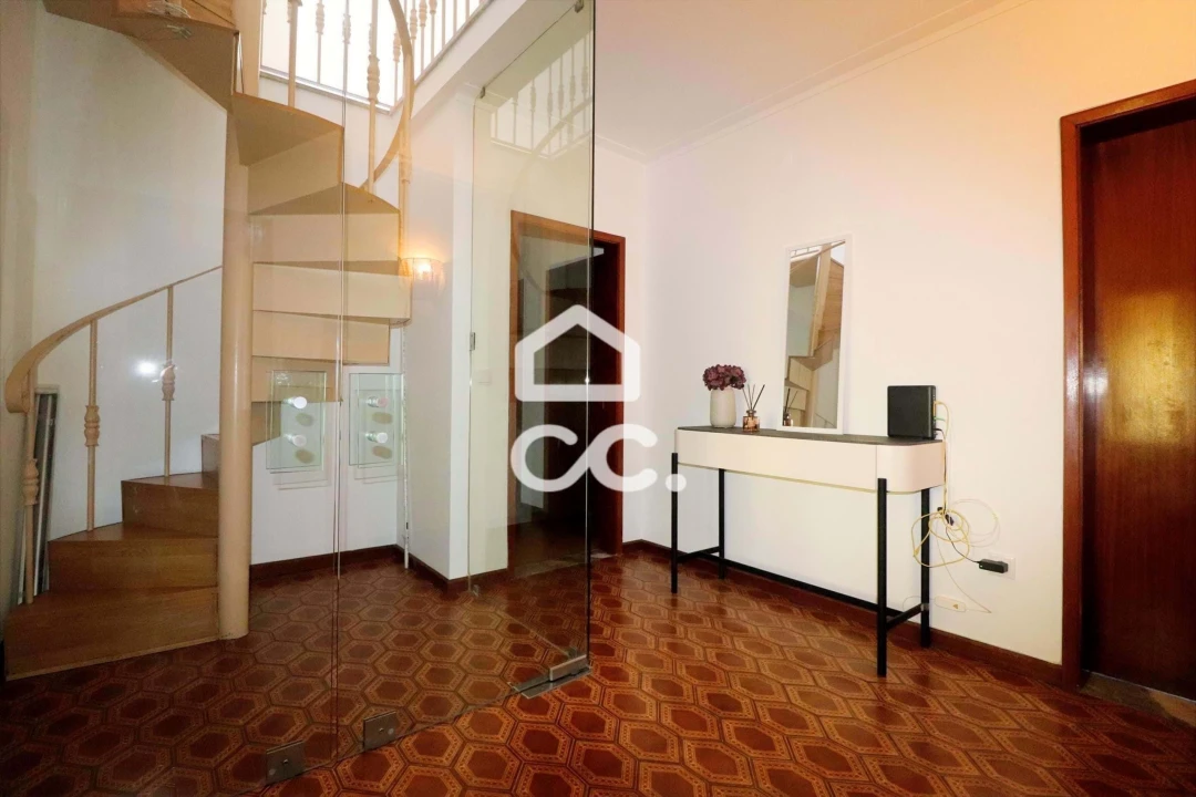 Apartamento T6 para Venda em São Martinho do Bispo e Ribeira de Frades Foto 7