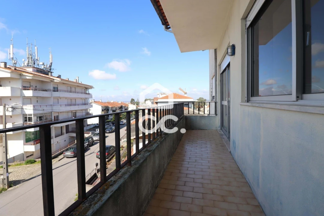 Apartamento T6 para Venda em São Martinho do Bispo e Ribeira de Frades Foto 6