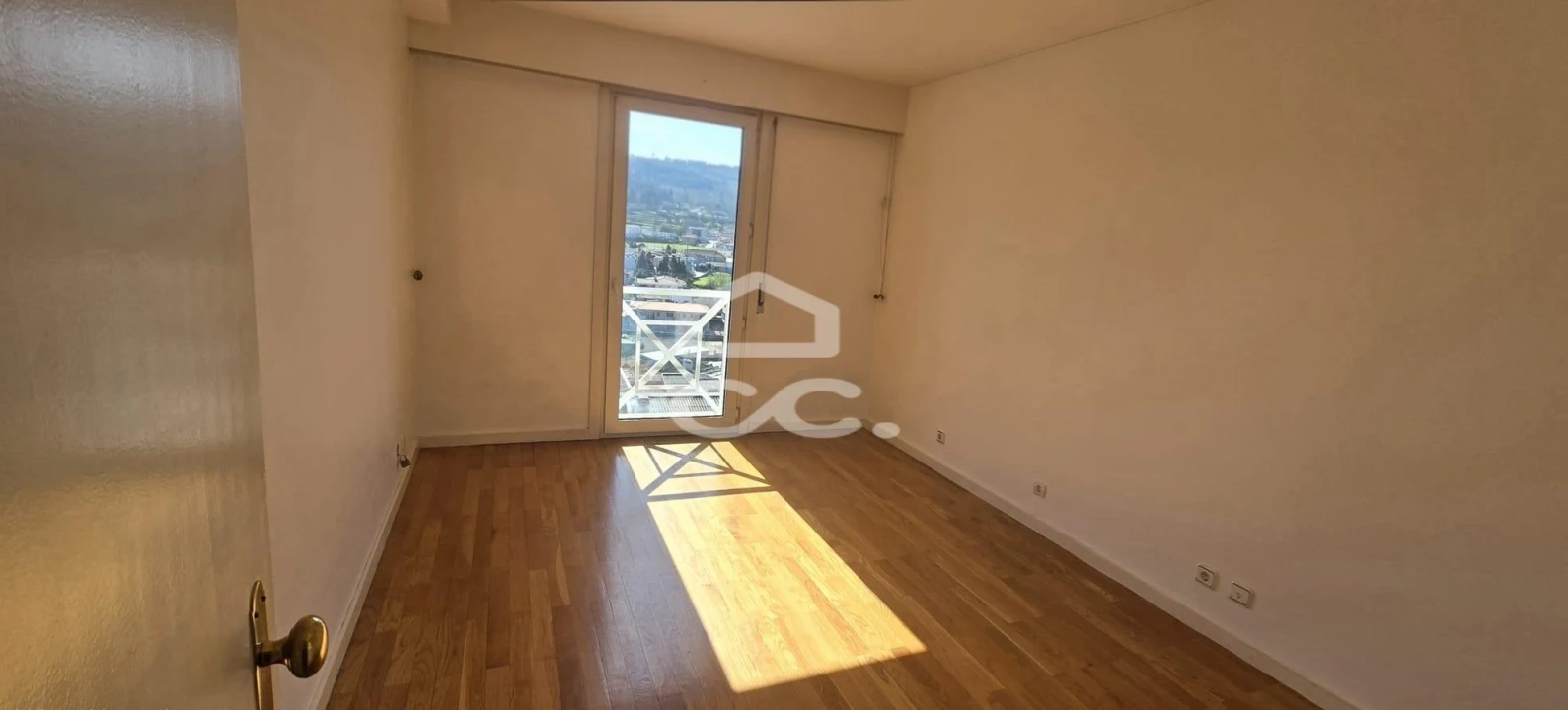 Apartamento T3 para Venda em Selho (São Jorge) Foto 16