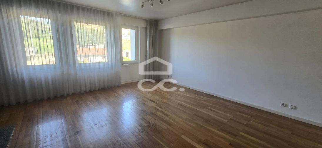 Apartamento T3 para Venda em Selho (São Jorge) Foto 14