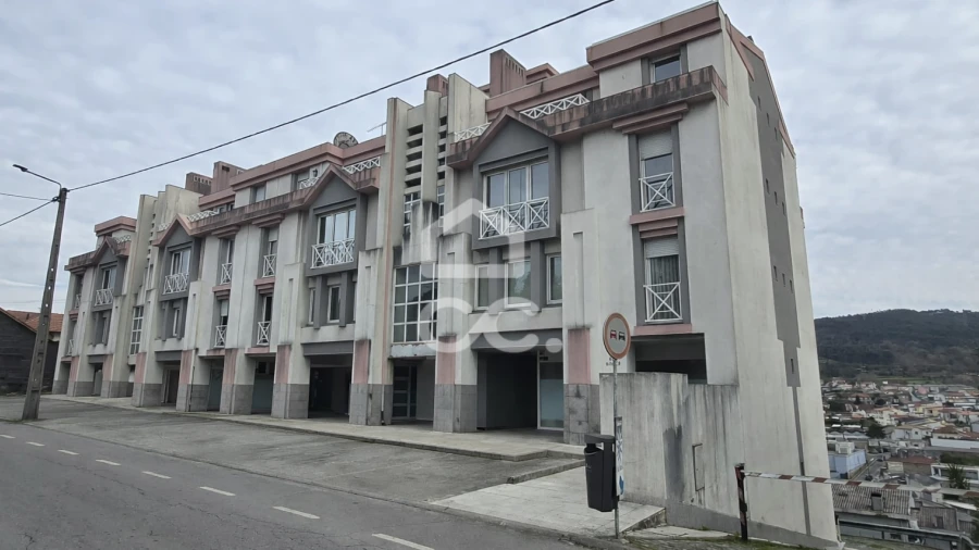 Apartamento T3 para Venda em Selho (São Jorge)