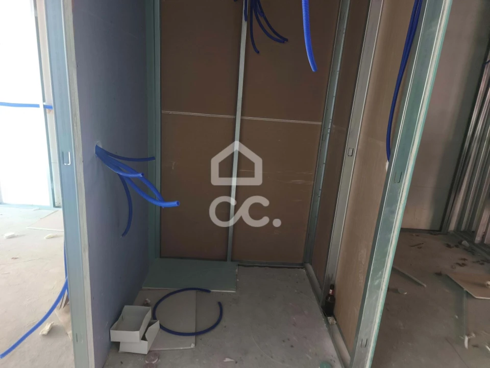 Apartamento T2 para Venda em Vila das Aves Foto 9