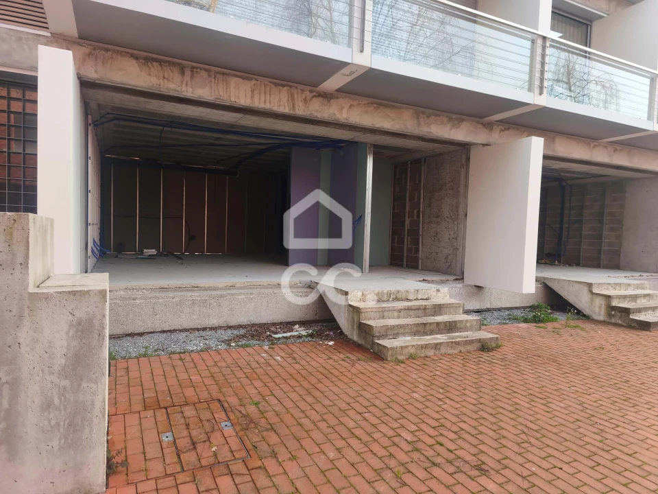 Apartamento T2 para Venda em Vila das Aves Foto 3