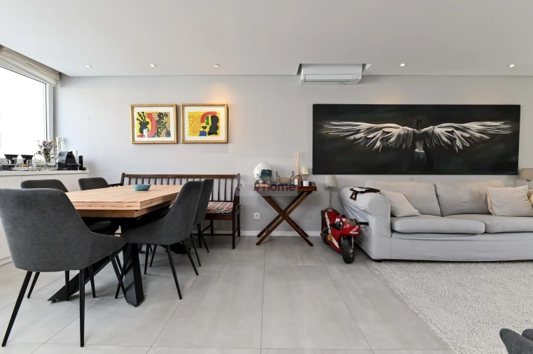 Moradia T3 para Venda em Alcabideche Foto 7