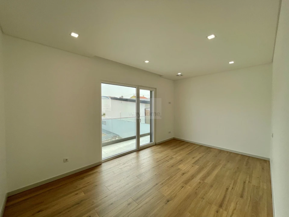 Apartamento T3 para Venda em Lourinhã e Atalaia Foto 15