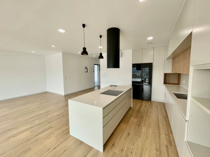 Apartamento T3 para Venda em Lourinhã e Atalaia Foto 2