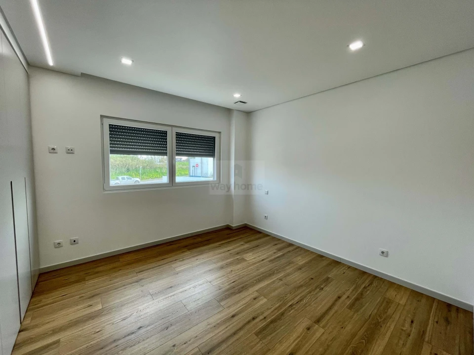 Apartamento T3 para Venda em Lourinhã e Atalaia Foto 9