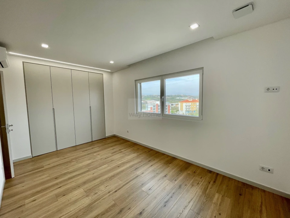 Apartamento T3 para Venda em Lourinhã e Atalaia Foto 13