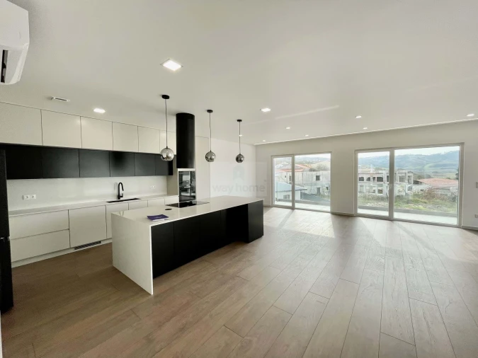 Apartamento T3 para Venda em Lourinhã e Atalaia Foto 4