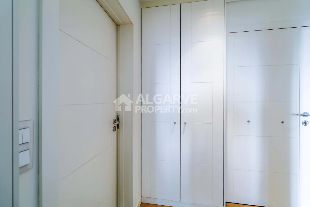 Apartamento T1 para Venda em Quarteira Foto 12