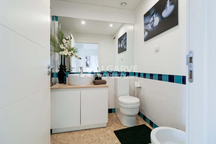 Apartamento T1 para Venda em Quarteira Foto 18