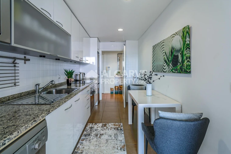 Apartamento T1 para Venda em Quarteira Foto 2