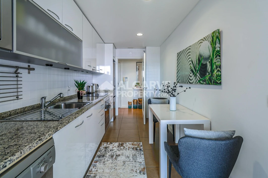 Apartamento T1 para Venda em Quarteira Foto 2
