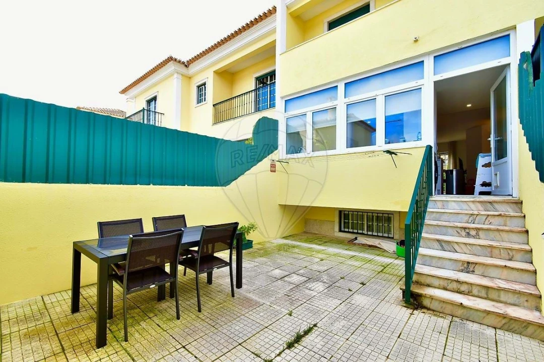 Apartamento T3 para Venda em Alcabideche Foto 16