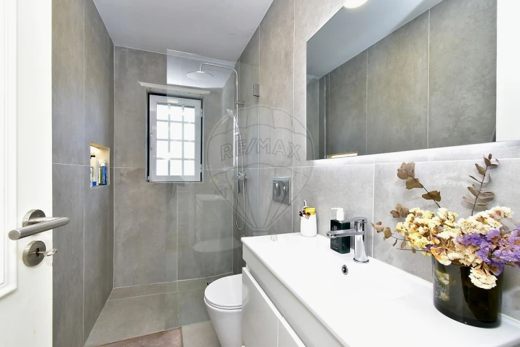 Apartamento T3 para Venda em Alcabideche Foto 9