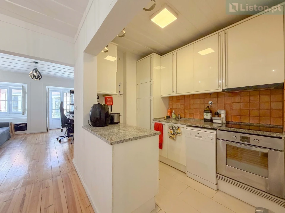 Apartamento T1 para Venda em Misericórdia Foto 4