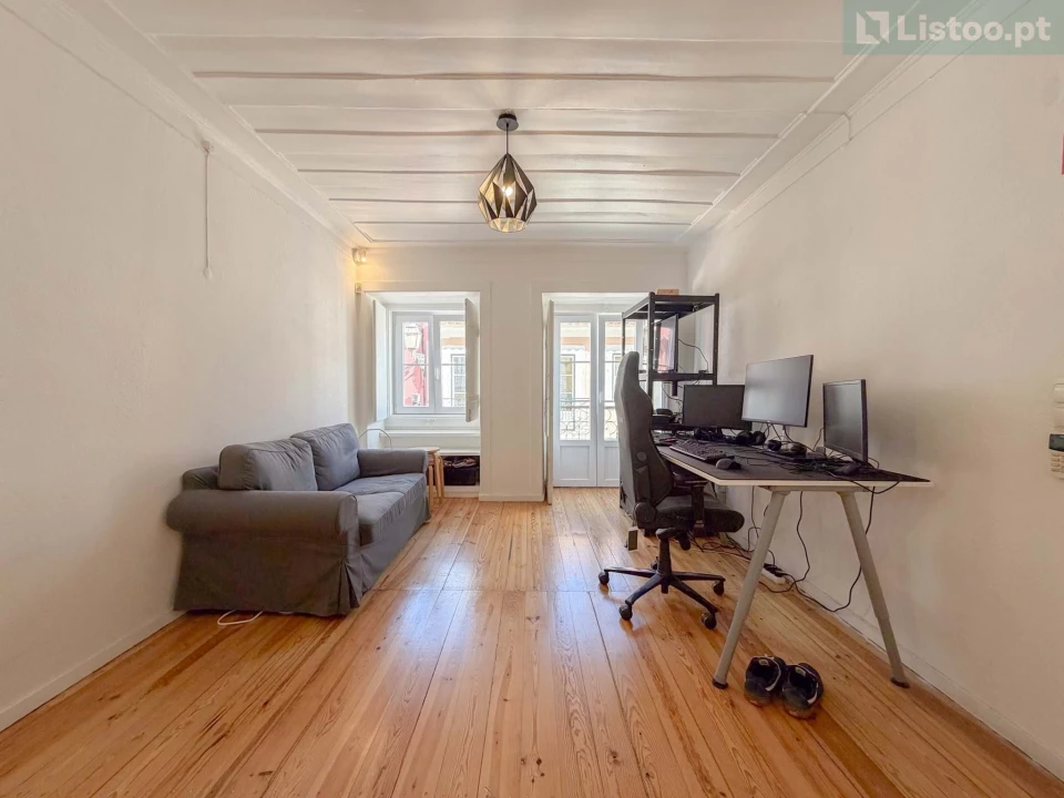 Apartamento T1 para Venda em Misericórdia Foto 8