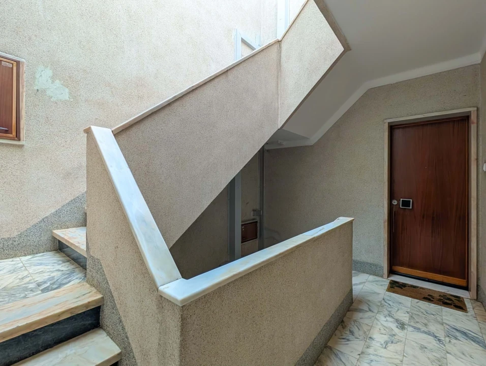 Apartamento T3 para Venda em Almada, Cova da Piedade, Pragal e Cacilhas Foto 25