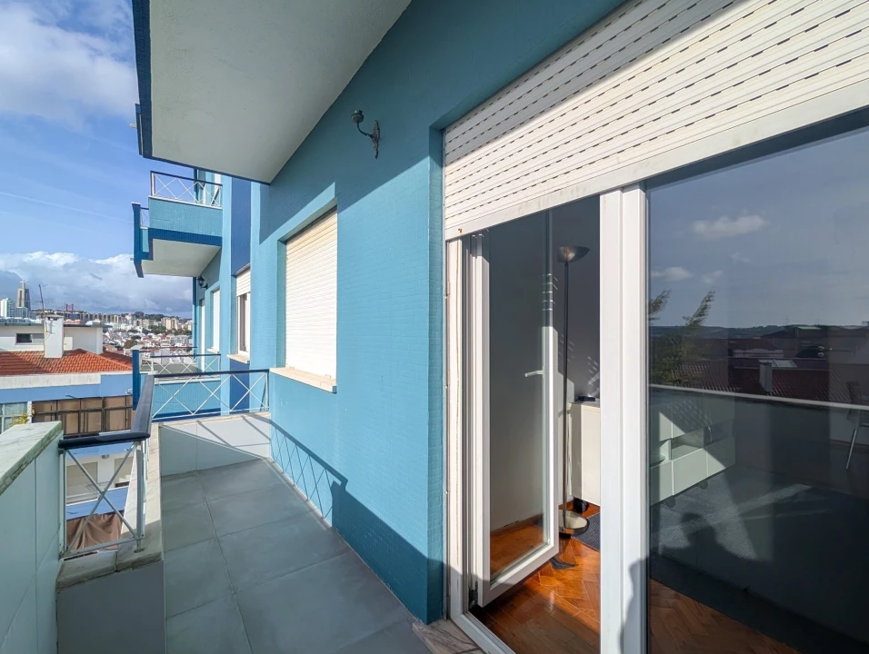 Apartamento T3 para Venda em Almada, Cova da Piedade, Pragal e Cacilhas Foto 2