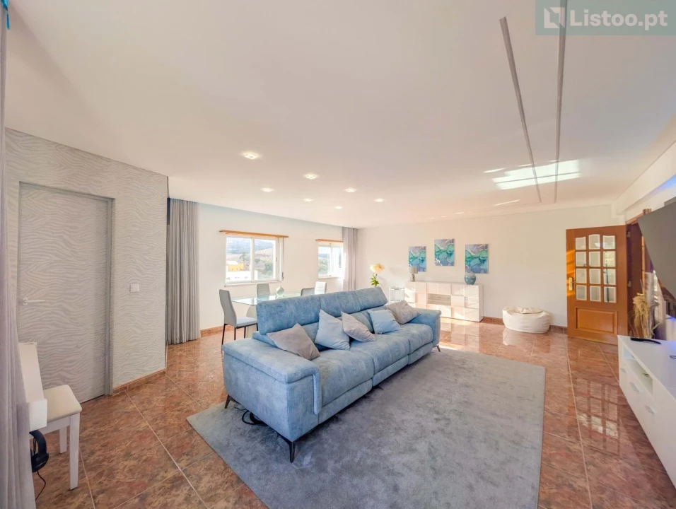 Apartamento T3 para Venda em Loures Foto 5