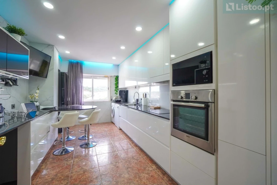 Apartamento T3 para Venda em Loures Foto 13
