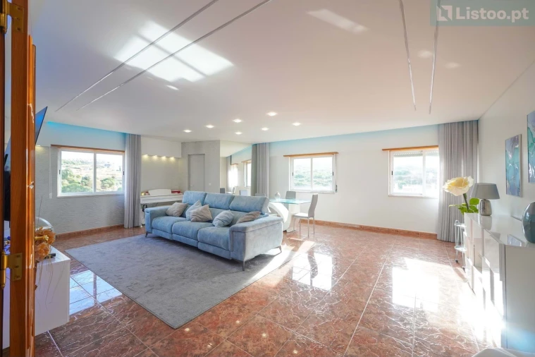 Apartamento T3 para Venda em Loures Foto 1