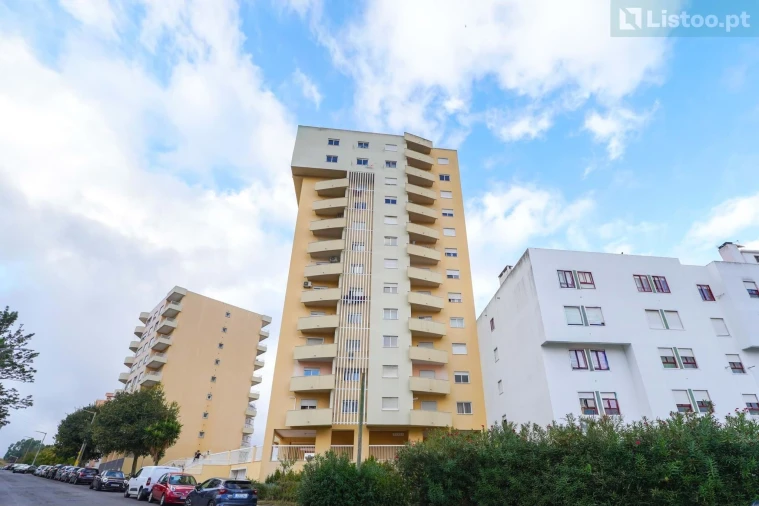 Apartamento T3 para Venda em Loures Foto 46