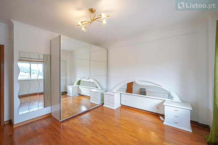 Apartamento T3 para Venda em Loures Foto 40