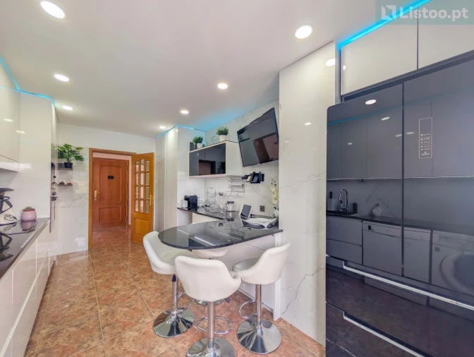 Apartamento T3 para Venda em Loures Foto 16