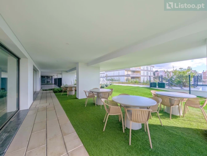 Apartamento T2 para Venda em Carnaxide e Queijas Foto 29