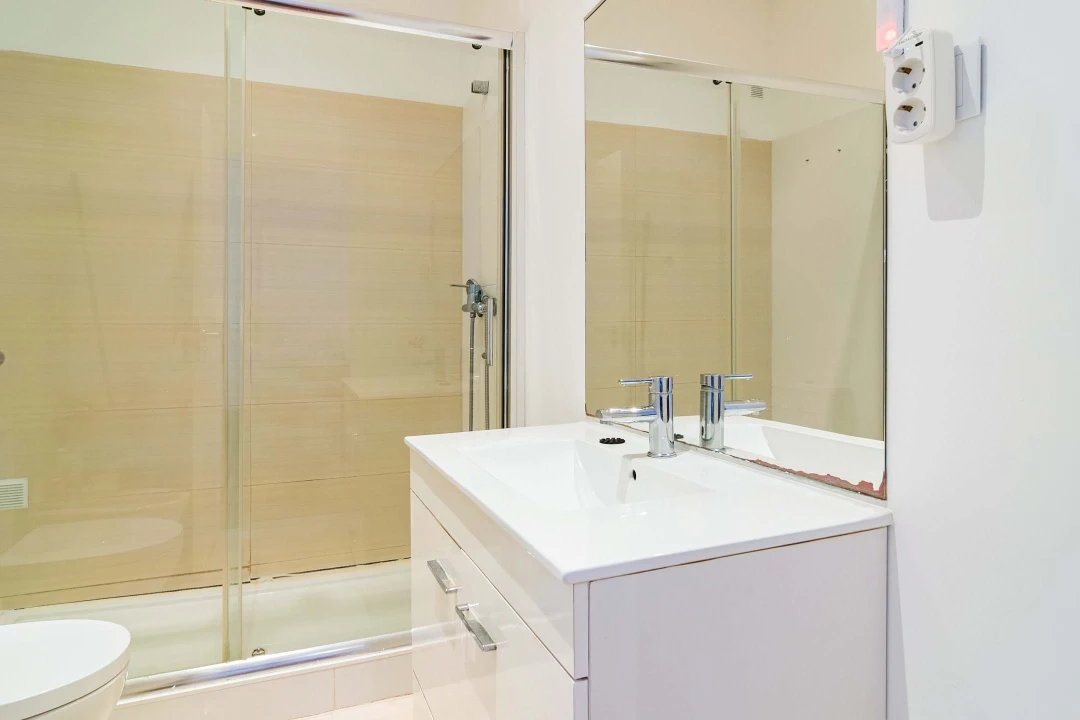 Apartamento T2 para Venda em Beato Foto 12