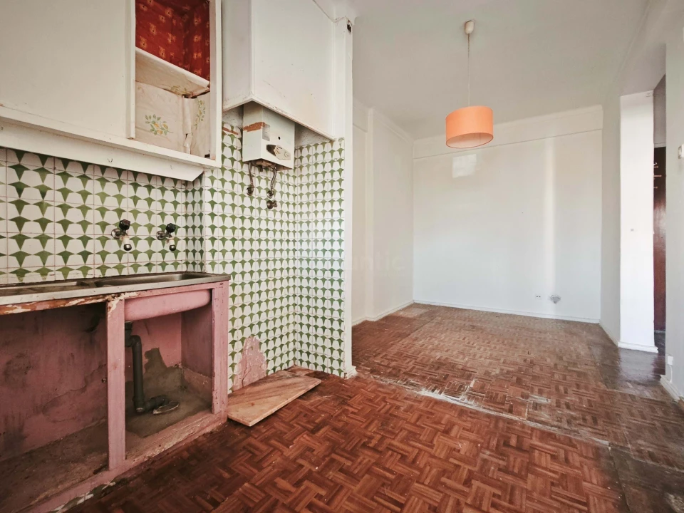 Apartamento T1 para Venda em Águas Livres Foto 4