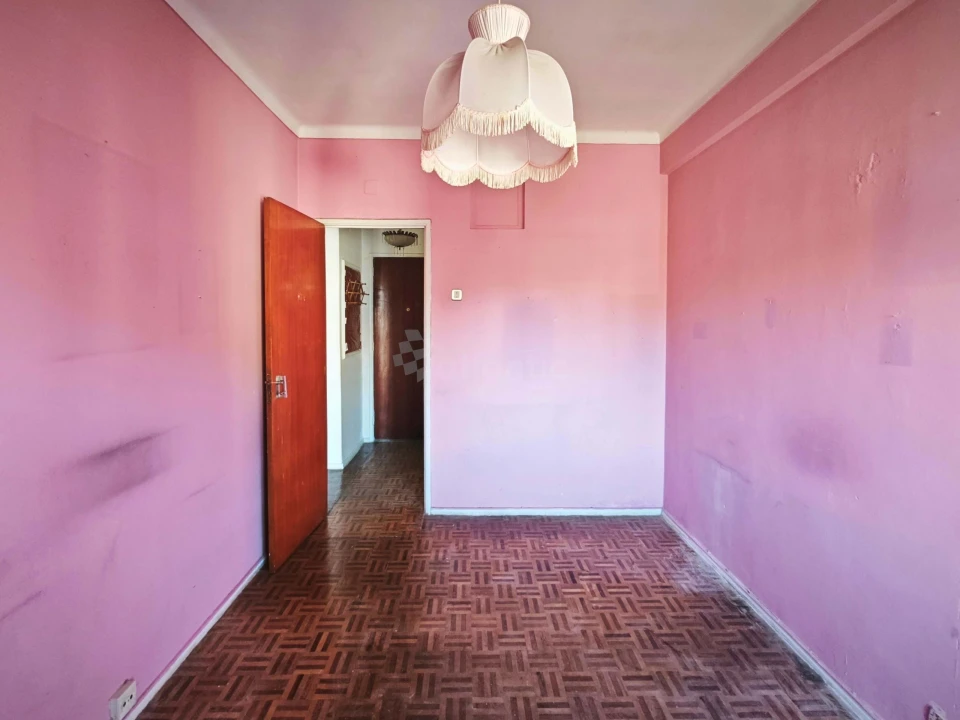 Apartamento T1 para Venda em Águas Livres Foto 11