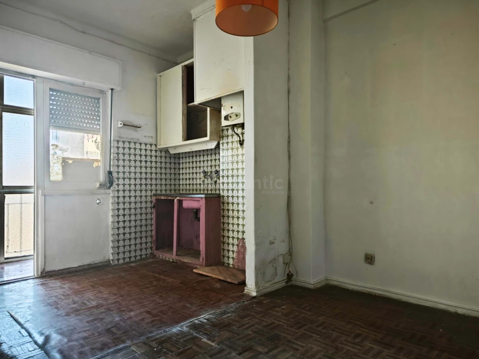 Apartamento T1 para Venda em Águas Livres Foto 6