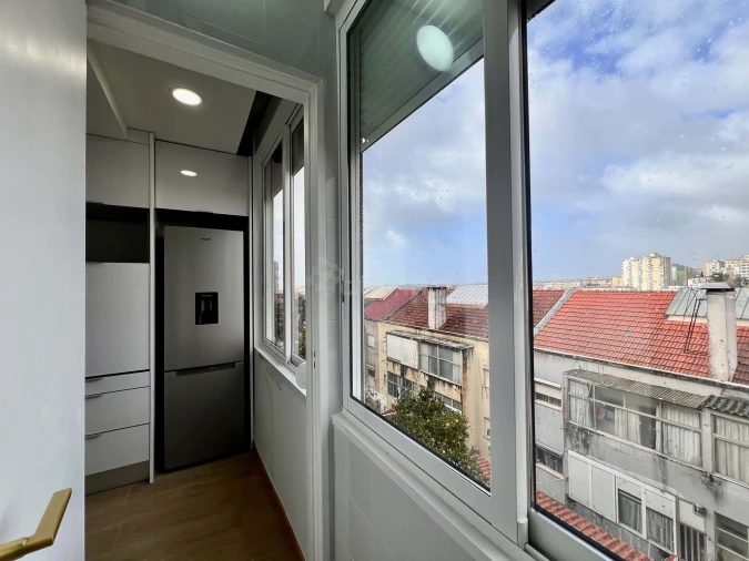 Apartamento T2 para Venda em Agualva e Mira-Sintra Foto 8